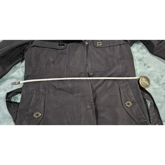 Burberry Belted Trench Coat with Nova Check Lining & Detachable Vest - Picture 11 of 16